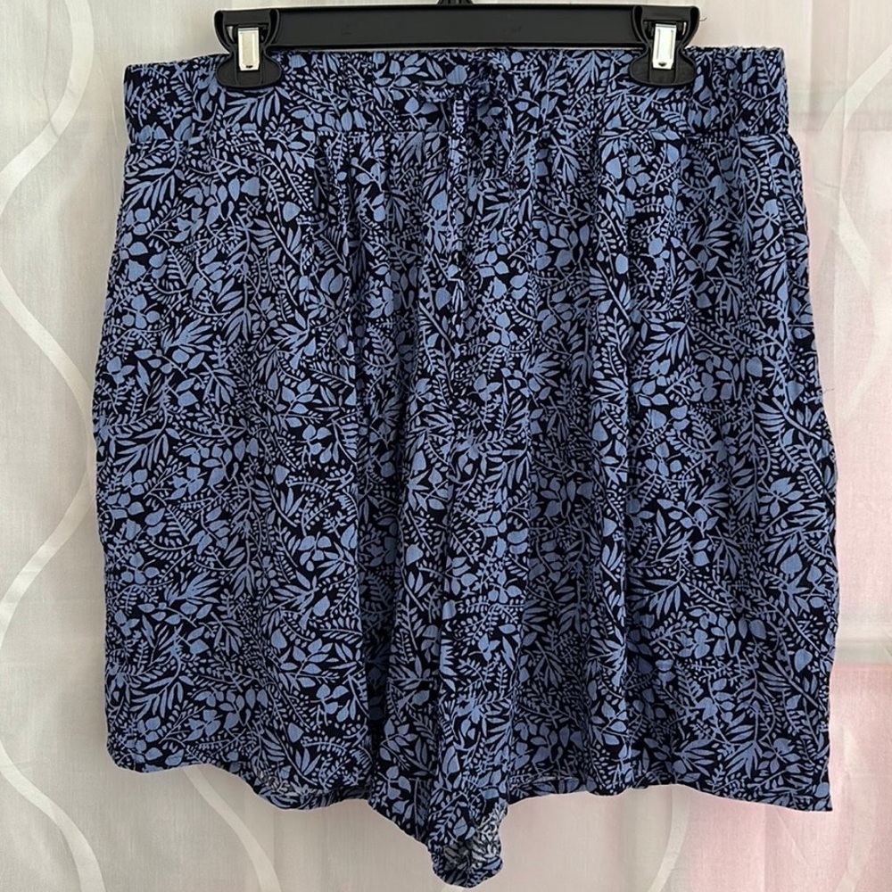 West Loop Blue Dressy Shorts Sz:S/M elastic waist drawstring